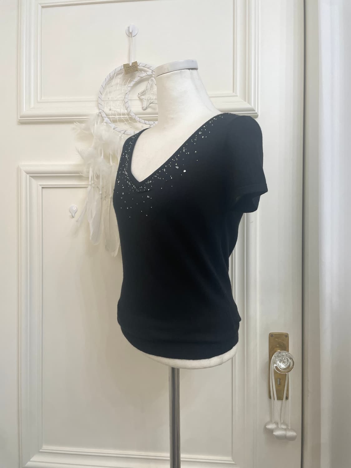 EF-DE black v-neck beads point knit top 상품이미지2