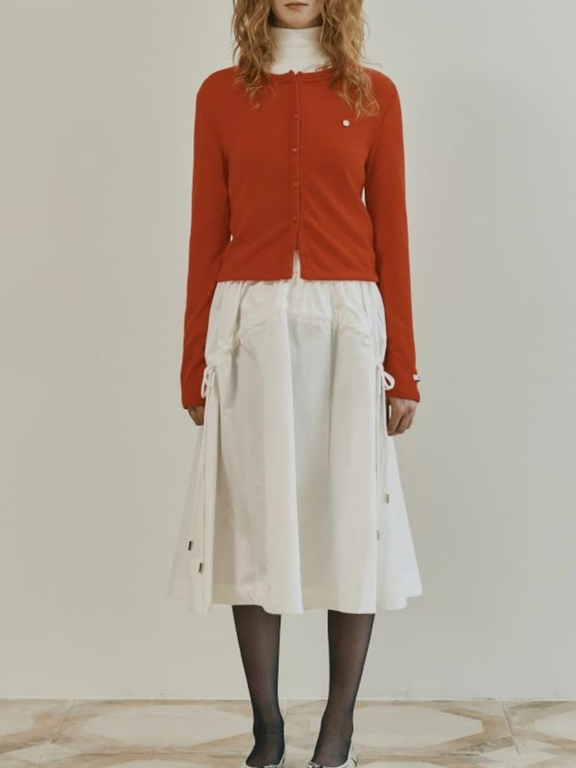 아미디 플레어 스트링 롱스커트 화이트 상품이미지3