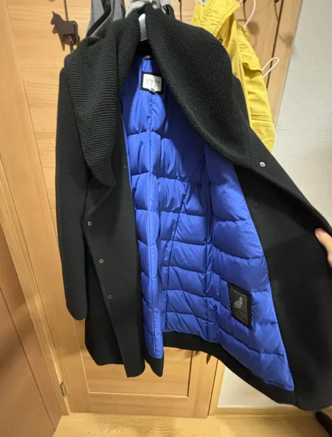 (42)armani collezioni padded coat 상품이미지3