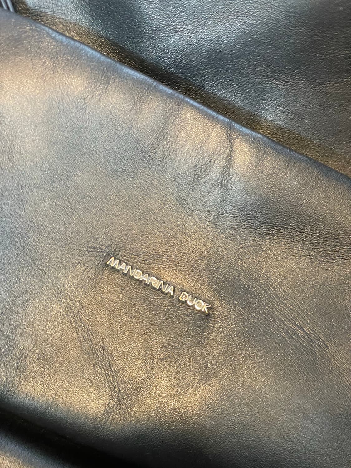 만다리나덕 COZY 소가죽 백팩 상품이미지5