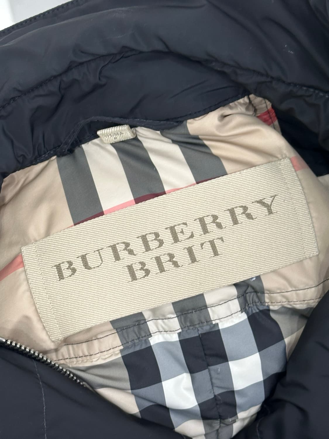 버버리 구스 롱패딩 상품이미지7
