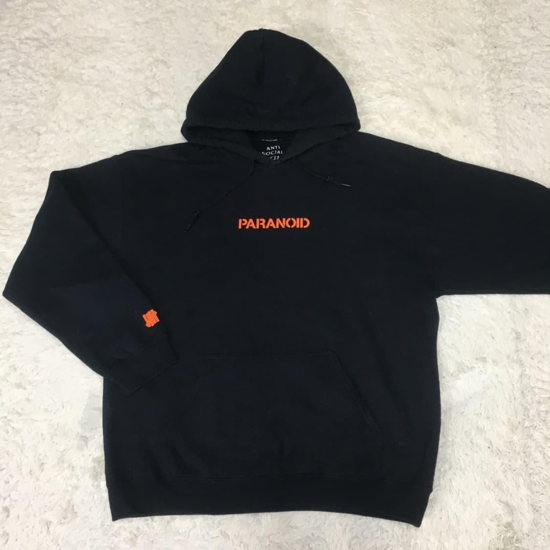 안티소셜클럽 X 언디핏 파라노이드 후드티 DD24 상품이미지1