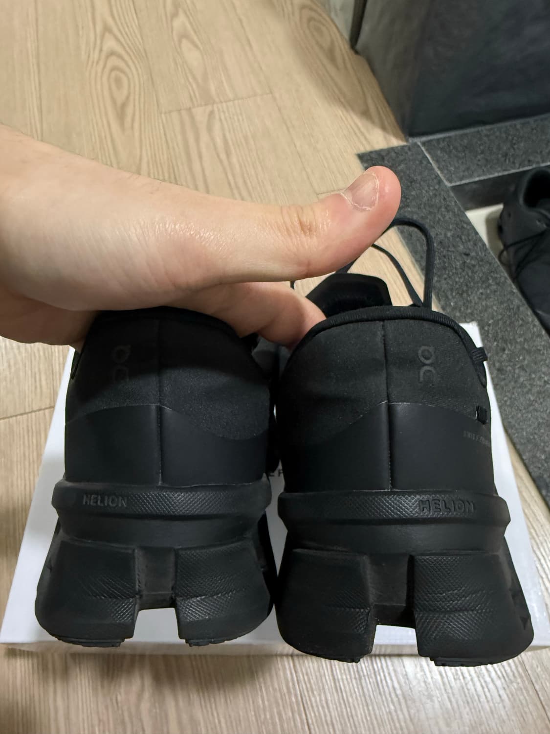 [W265] 파프 온러닝 클라우드몬스터2 블랙마그넷 상품이미지4