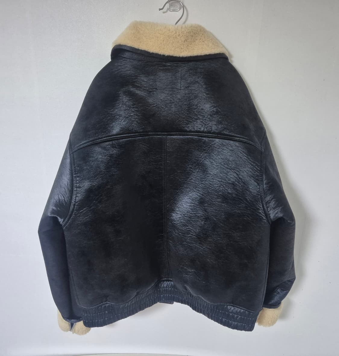 시야쥬 무스탕 봄버 자켓 블랙 상품이미지6