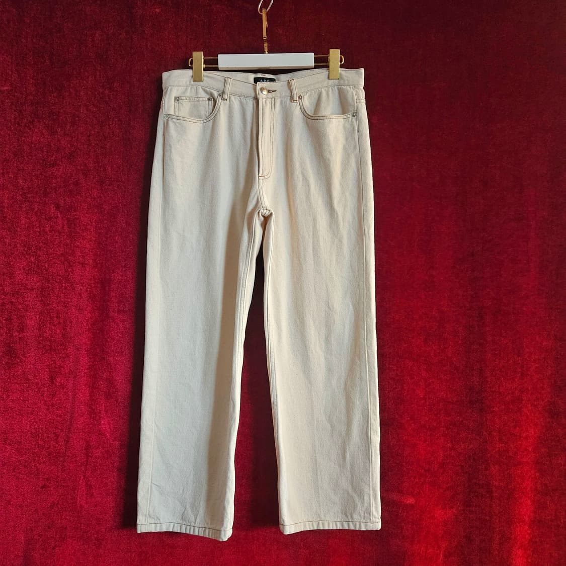 국내 매장 아페쎄(APC) 마틴 진 에크루 크림 33size 상품이미지1