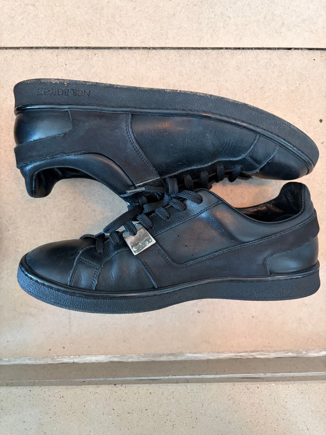 닐바렛 레더 스니커즈 40 상품이미지1