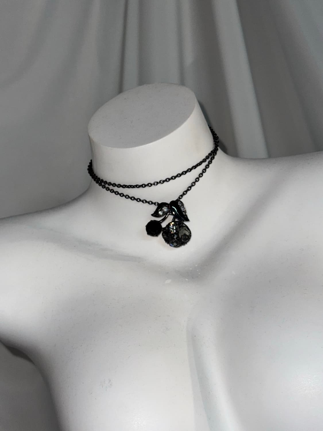 ANNA SUI 안나수이 브로치 큐빅 디테일 롱 목걸이 상품이미지2