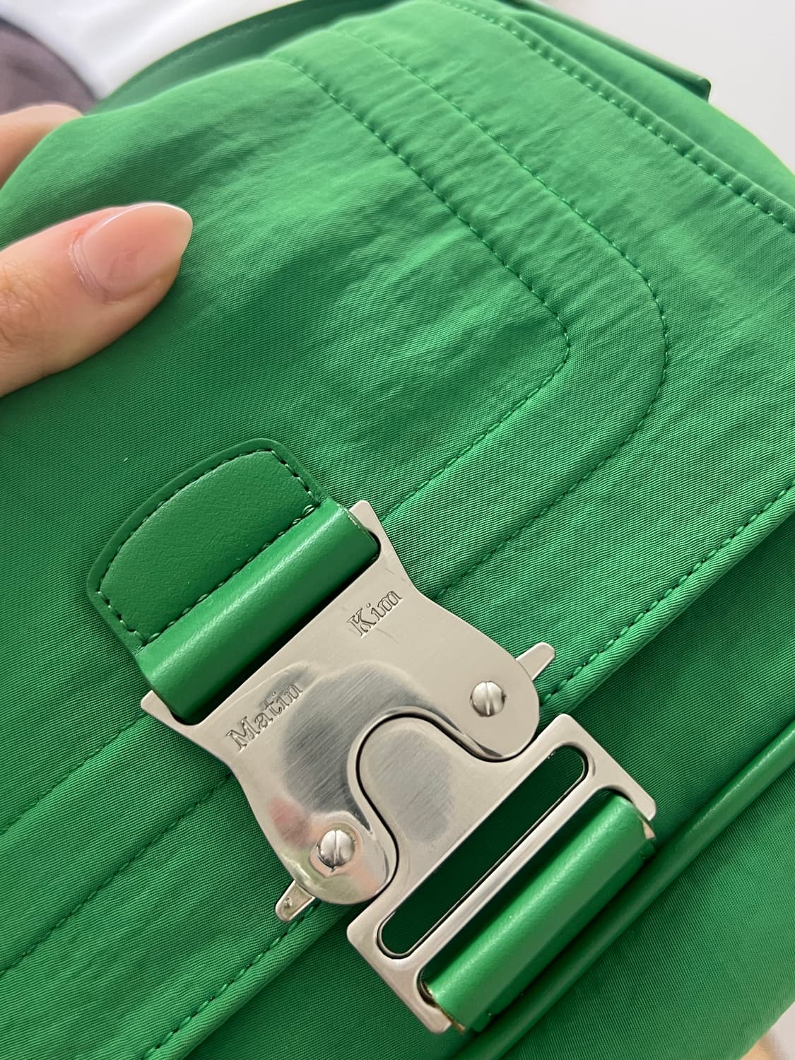 마뗑킴 Martin Kim Buckle Line Bag 상품이미지2