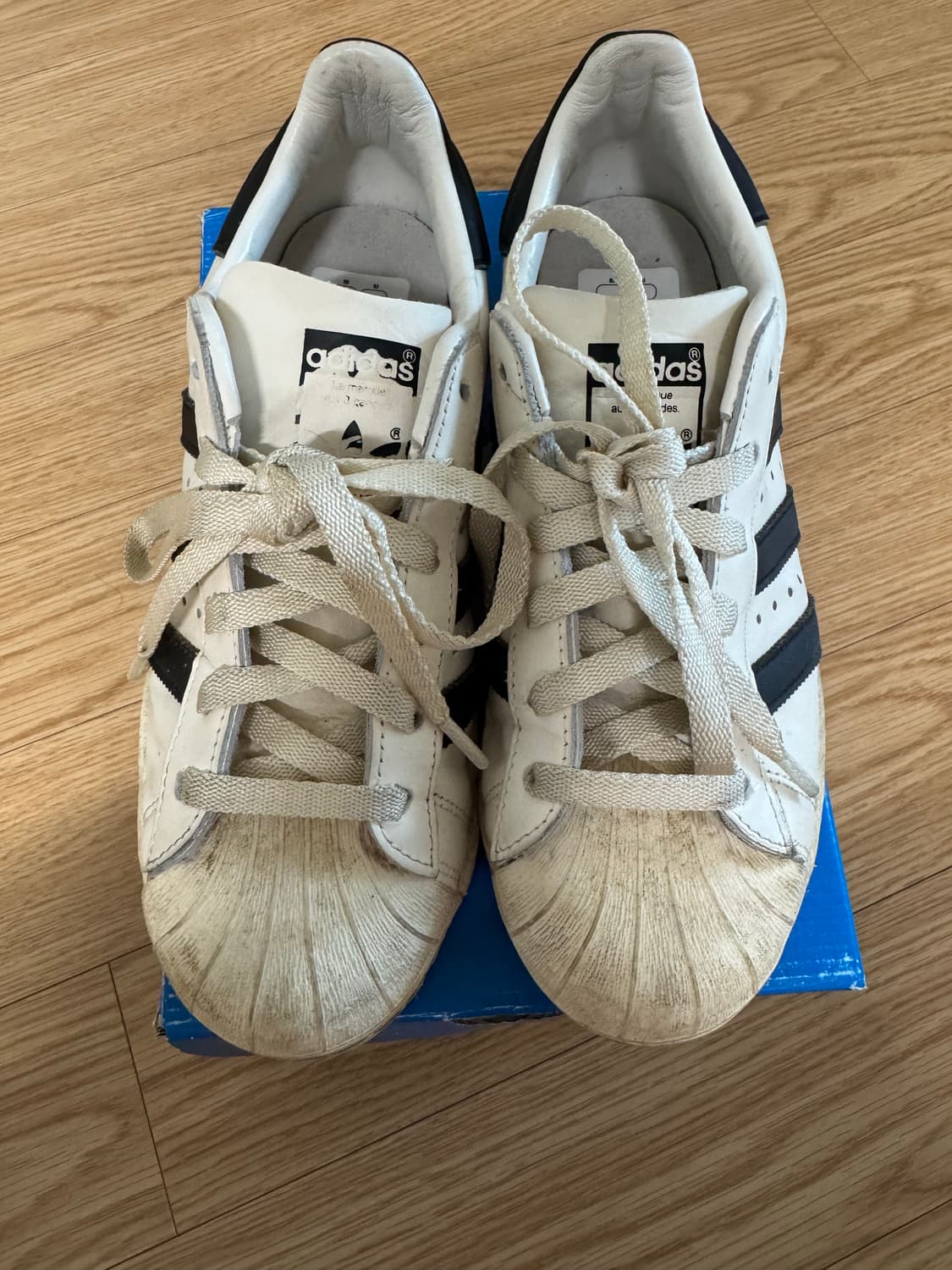 아디다스 슈퍼스타82 화이트 블랙 235 상품이미지3