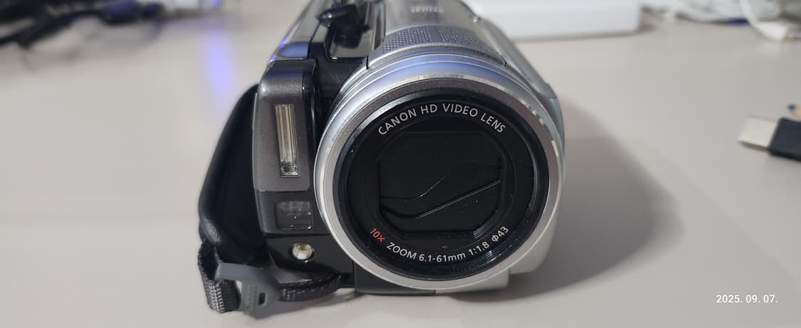 CANON ivis HG10 빈티지 레트로 캠코더 상품이미지1
