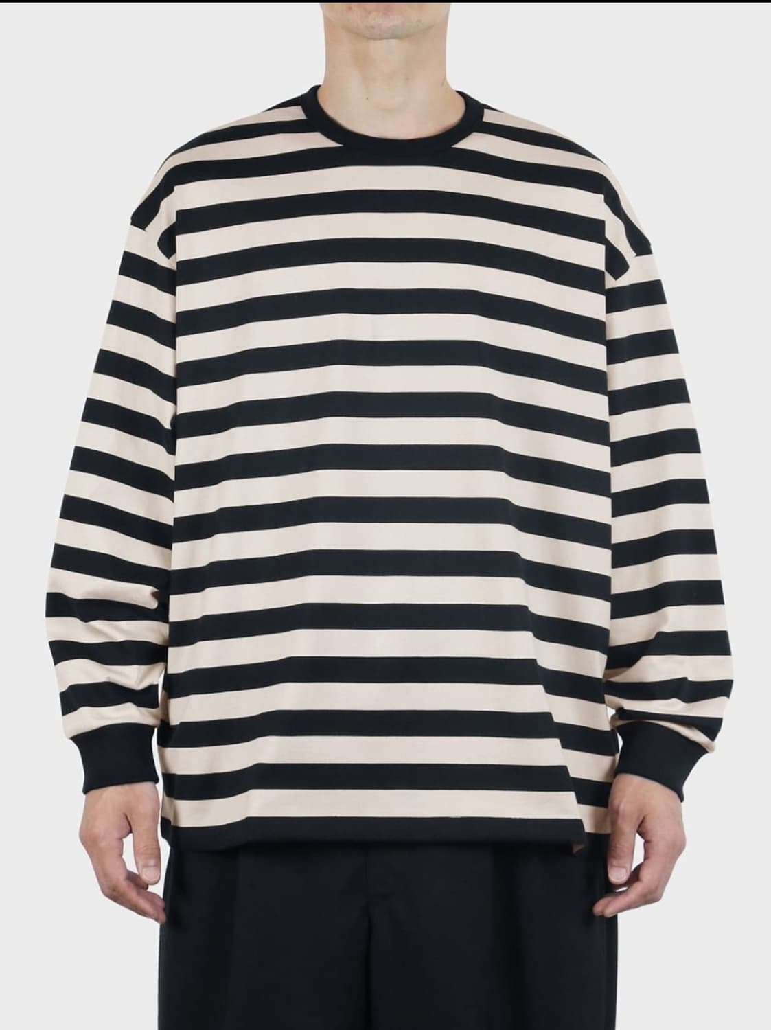 그라프페이퍼 롱슬리브 블랙/아이보리 1사이즈 상품이미지1