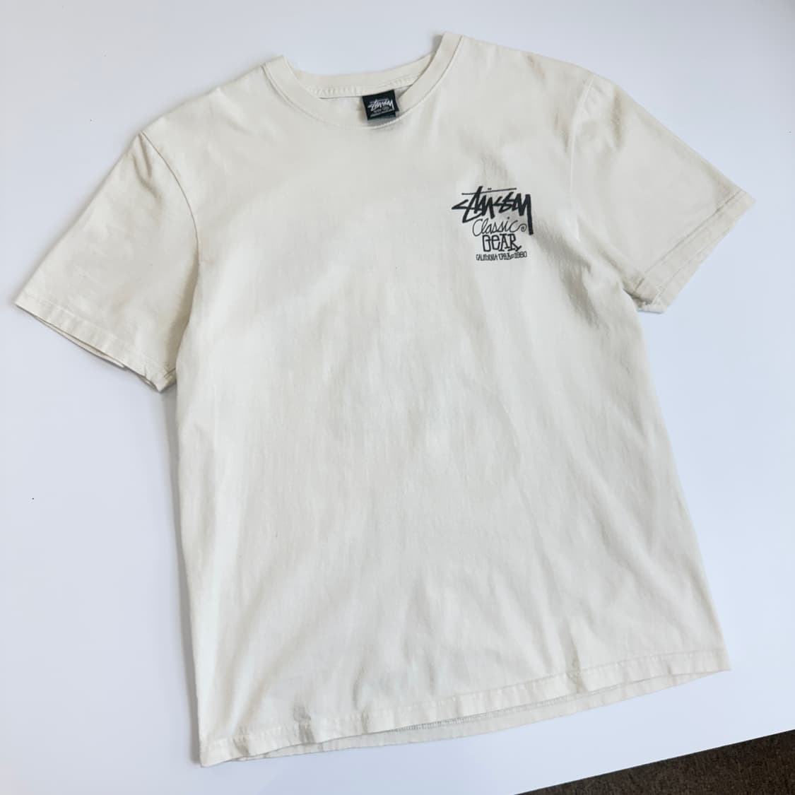 Stussy  스투시 피그먼트 다이드 클래식 기어 화이트 반팔티셔츠  P 상품이미지2