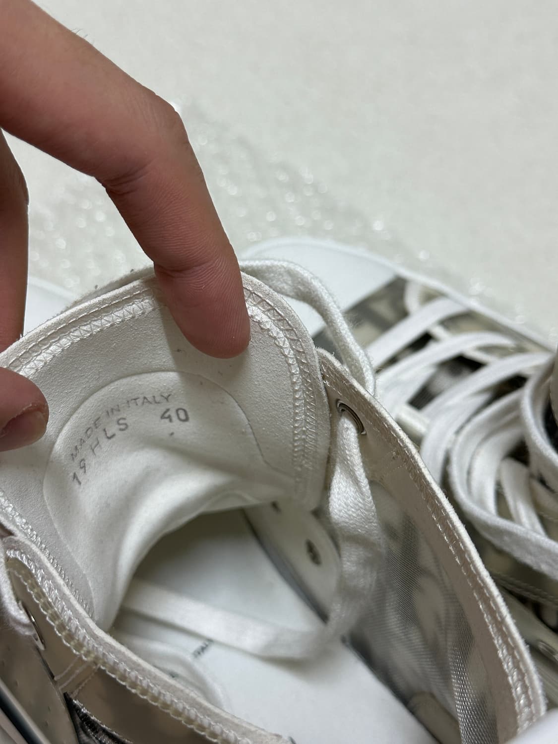 (최저가) 디올 오블리크 하이탑 스니커즈 40 디올 b23 하이탑 40 상품이미지7