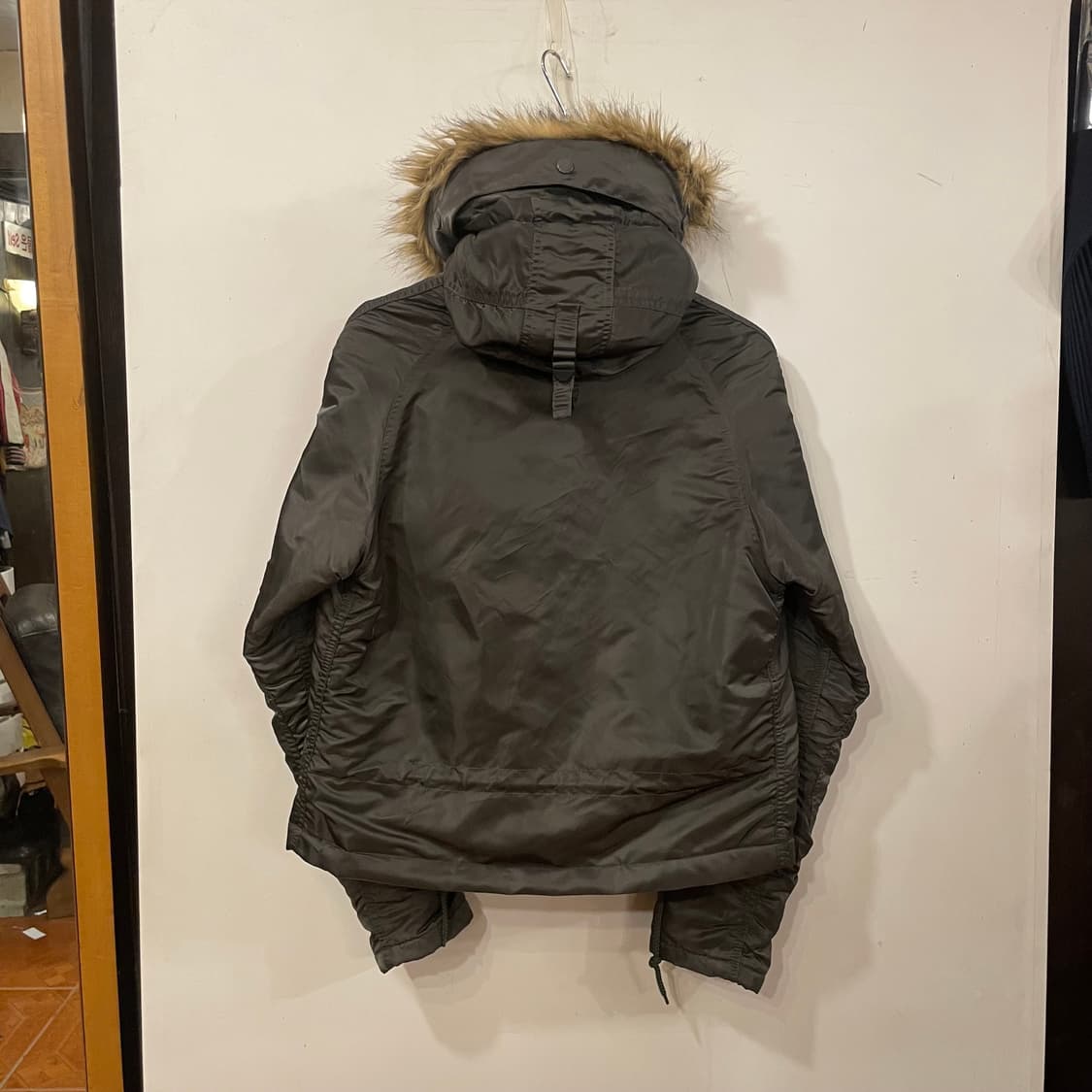 알파인더스트리 리메이크 크롭봄버 M 상품이미지3