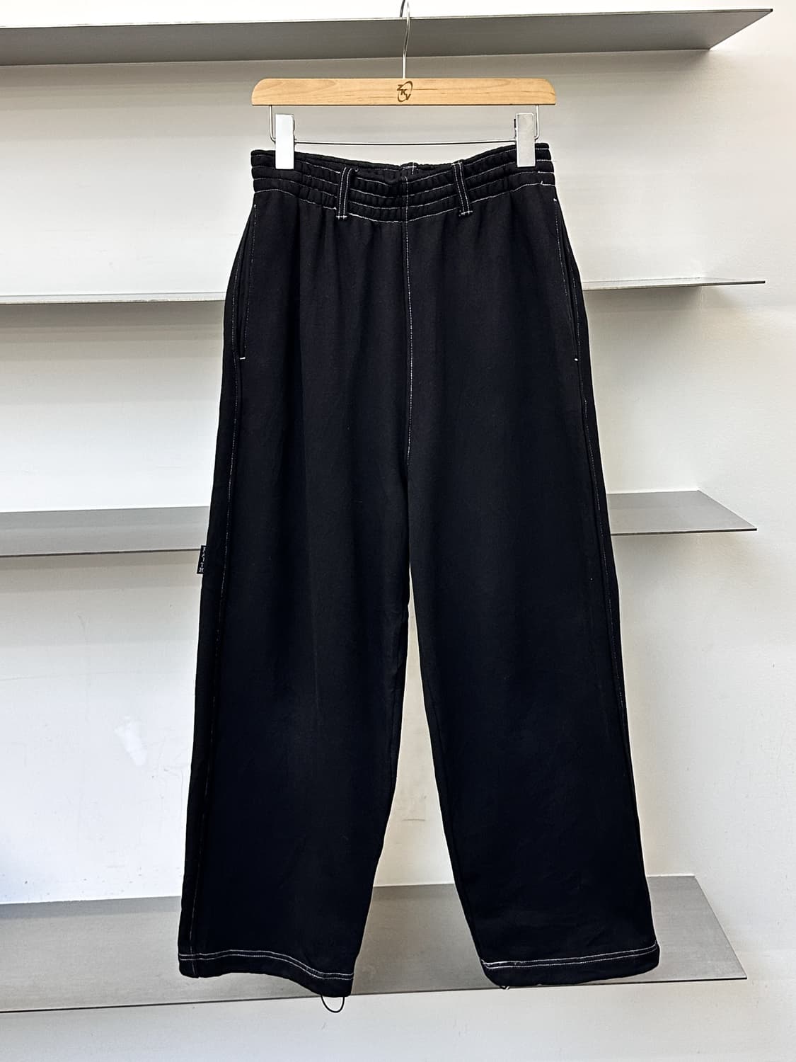 페이스 콘트라스트 스티치 스웻 팬츠 상품이미지2