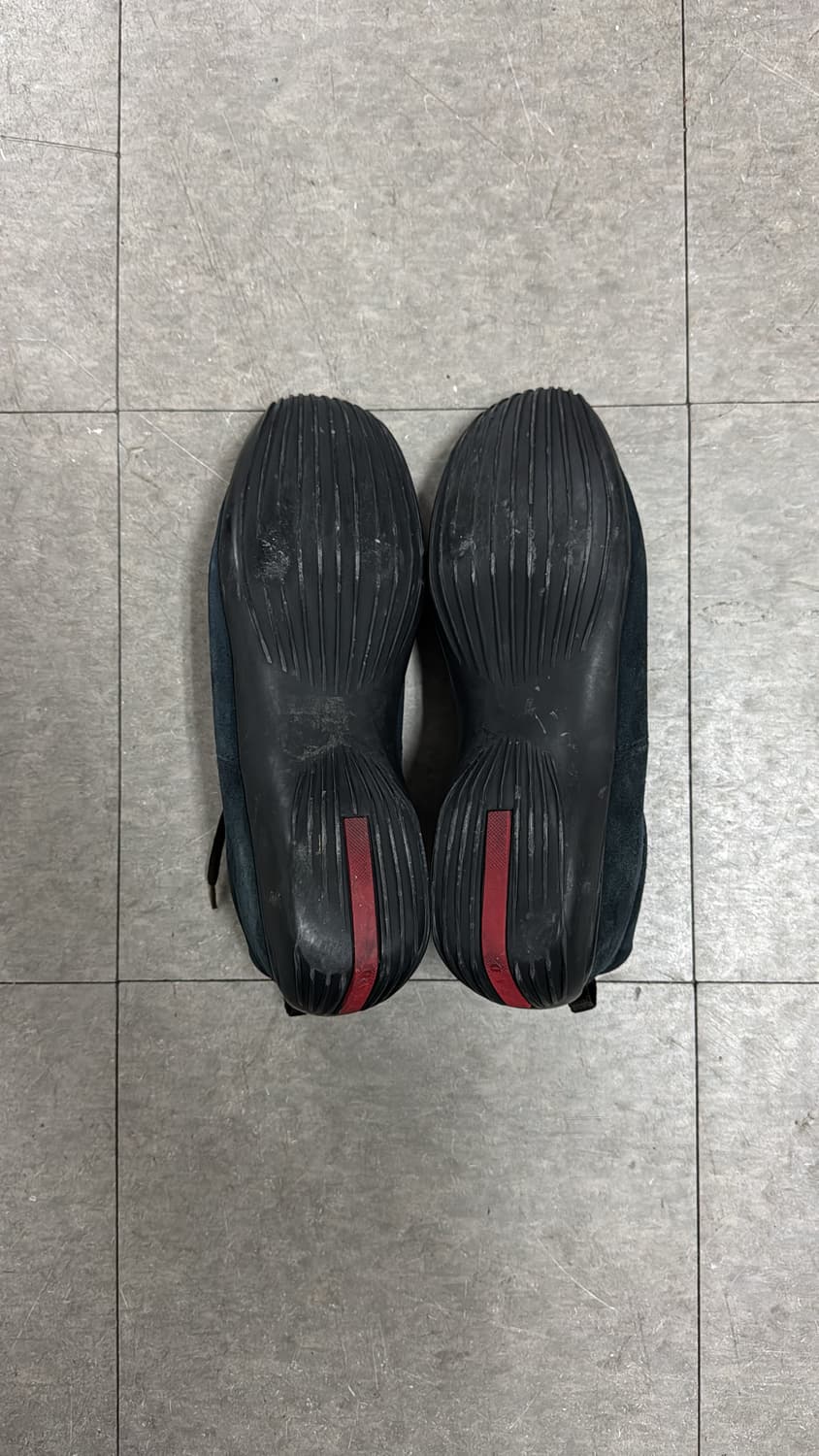 90s 프라다 스웨이드 스니커즈 상품이미지7