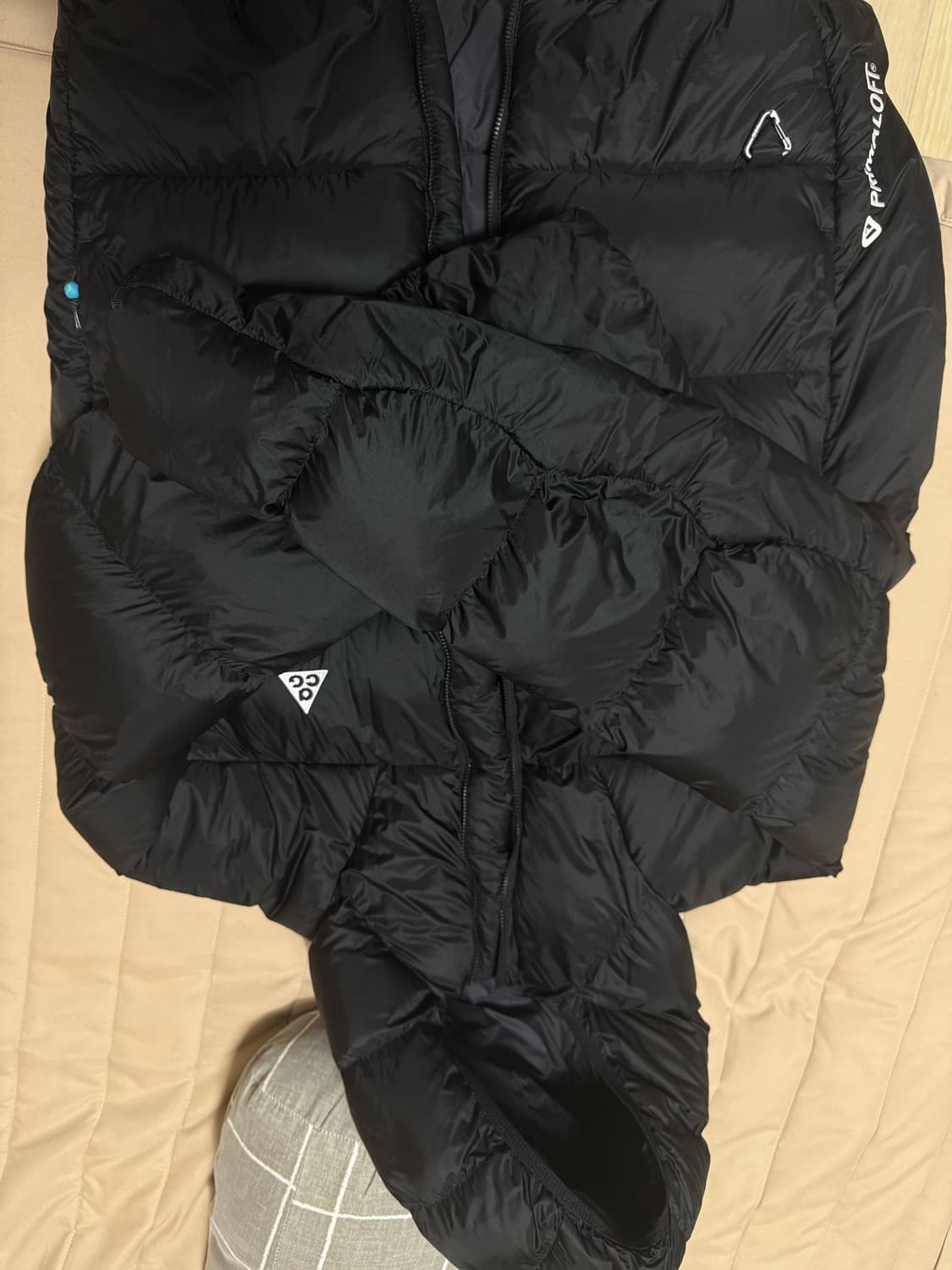나이키 ACG 패딩 블랙 판매합니다 상품이미지2