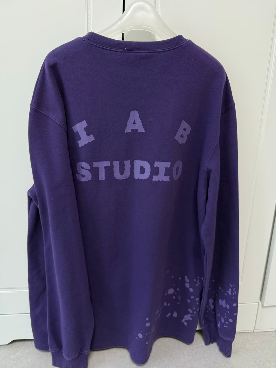 아이앱 스튜디오 롱슬리브 티셔츠 퍼플 스플래쉬드 상품이미지3
