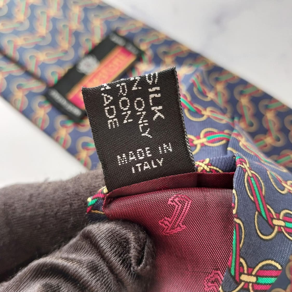 아테스토니 실크 네이비 체인 패턴 넥타이 9.5cm A+등급 k1913
 상품이미지10