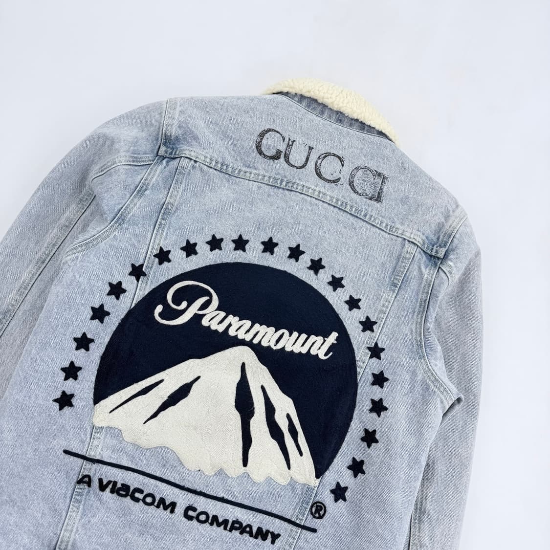 구찌 18aw 파라마운트 쉐르파 데님 자켓 48 상품이미지9