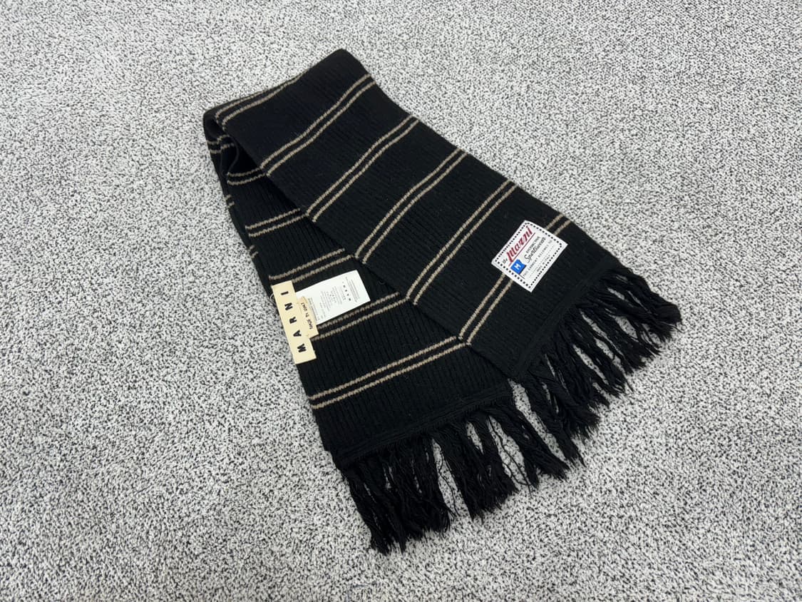 마르니 Distinctive sportswear 울케시미어 머플러 상품이미지1