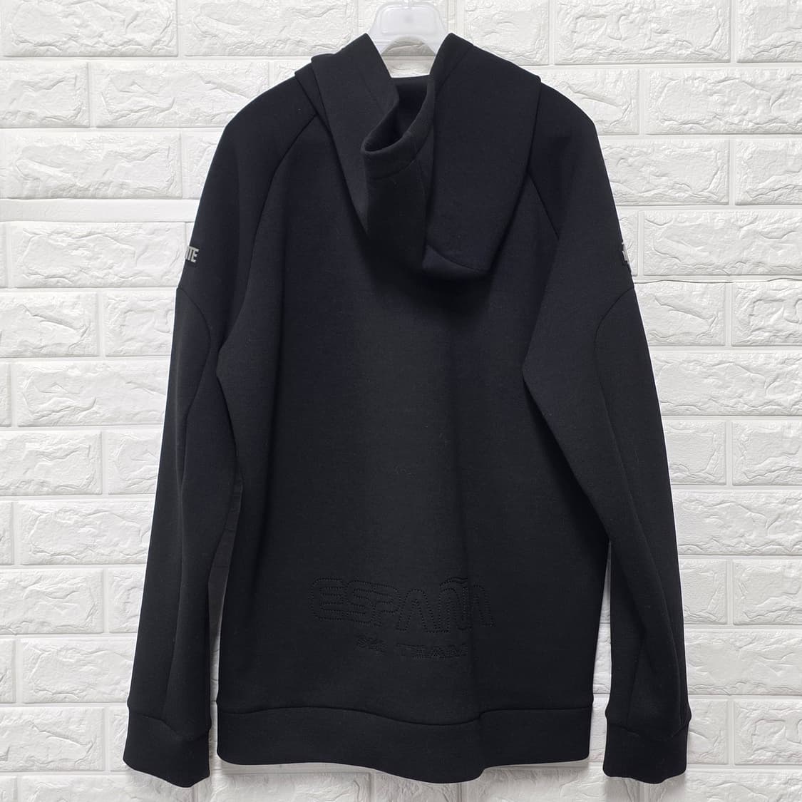 택포) 데상트 아우디 후드집업 105 블랙 상품이미지4