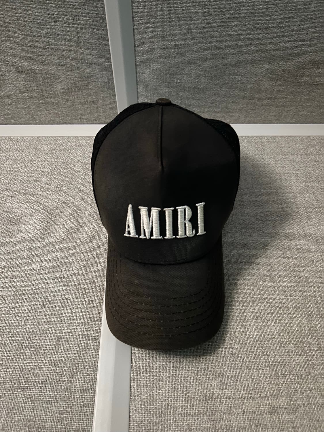 아미리 자수 로고 매쉬캡 amiri 상품이미지2