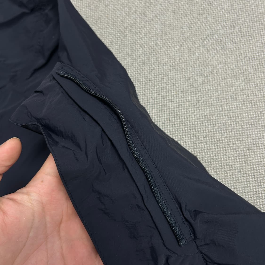 켈빈클라인 네이비 퍼포먼스 바람막이(L) 상품이미지5