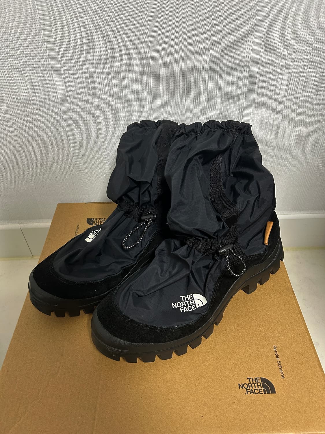 헨더스킴 x 노스페이스 부츠 상품이미지2