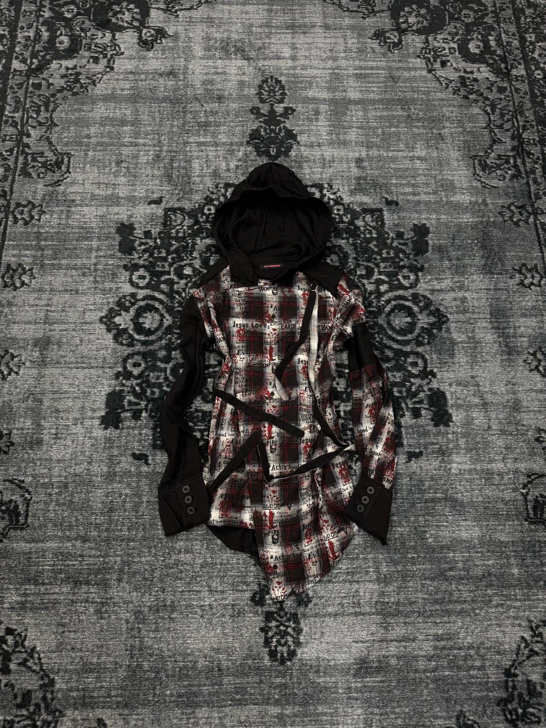 Algonquins asymmetry vampire evil shirts 상품이미지2