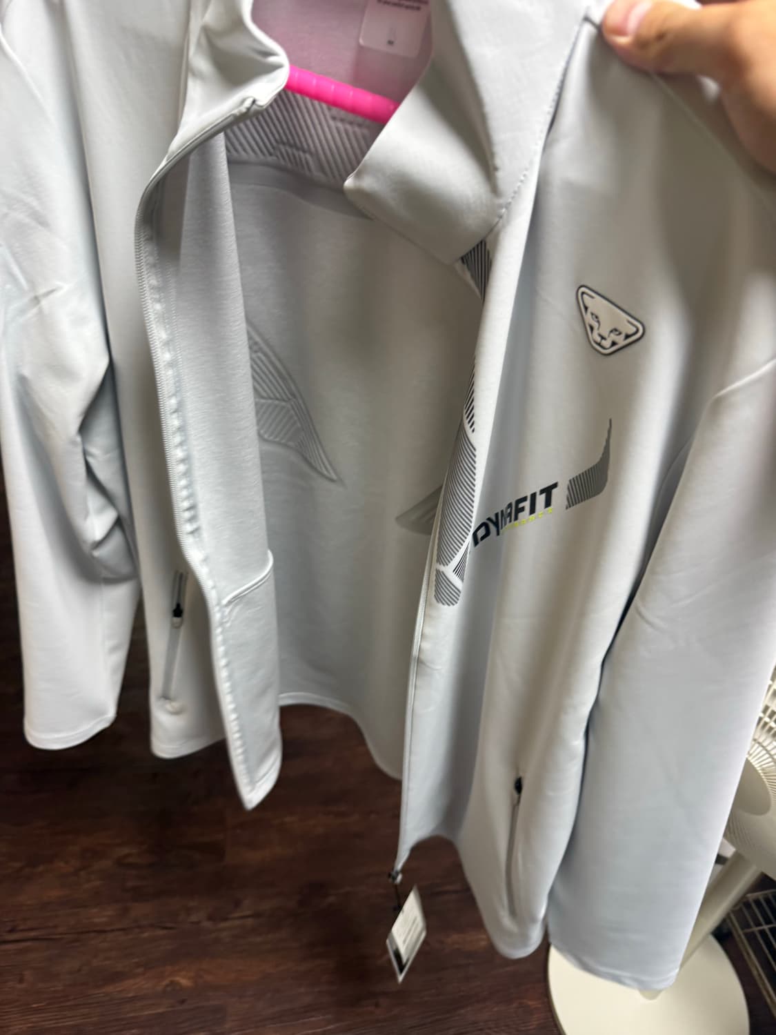 다이나핏 트레이닝 집업 새상품 급처합니다 상품이미지1