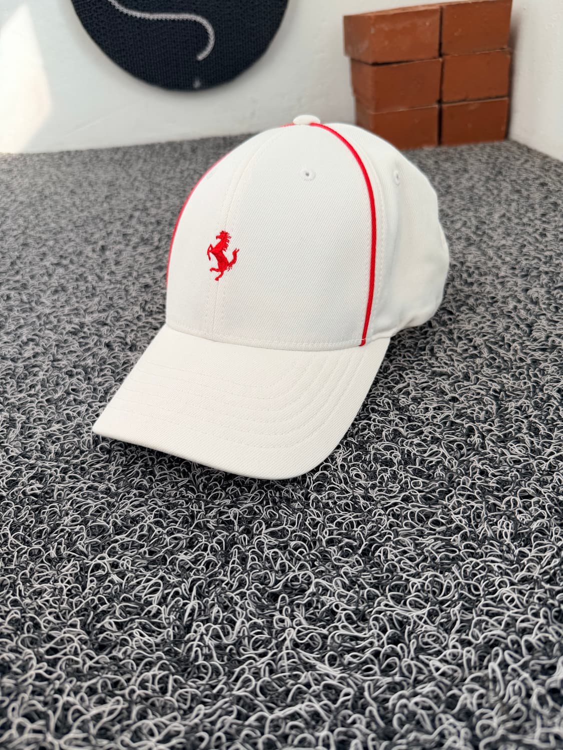 [Puma x Ferrari] 빈티지 화이트 레이싱 캡 (Official 상품이미지1