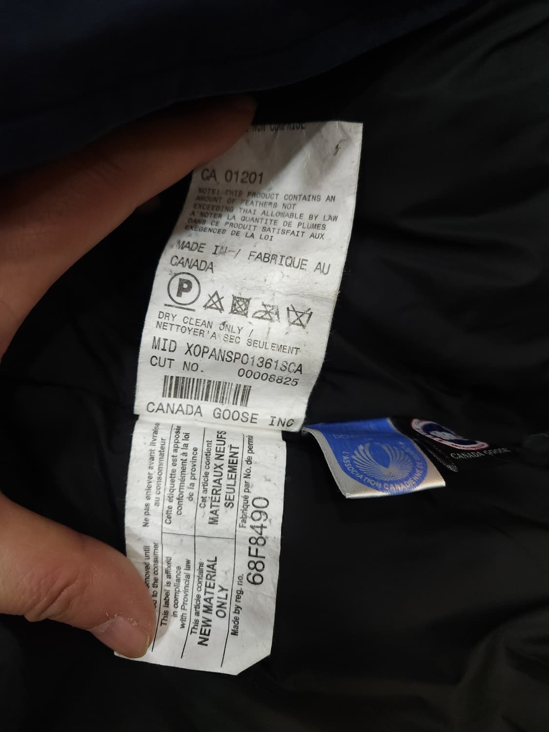 캐나다구스 몬테넬로 후드 다운 점퍼

 상품이미지8