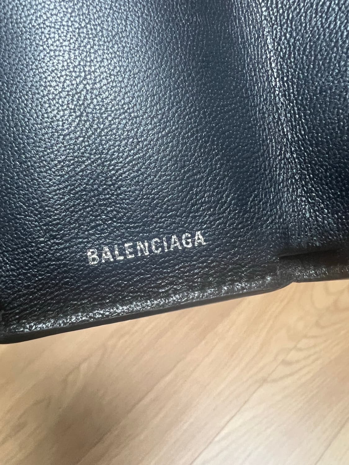 발렌시아가 반지갑 상품이미지3