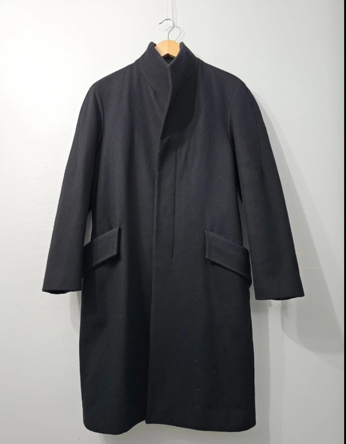 정품 솔리드옴므 블랙 코트 95 상품이미지1