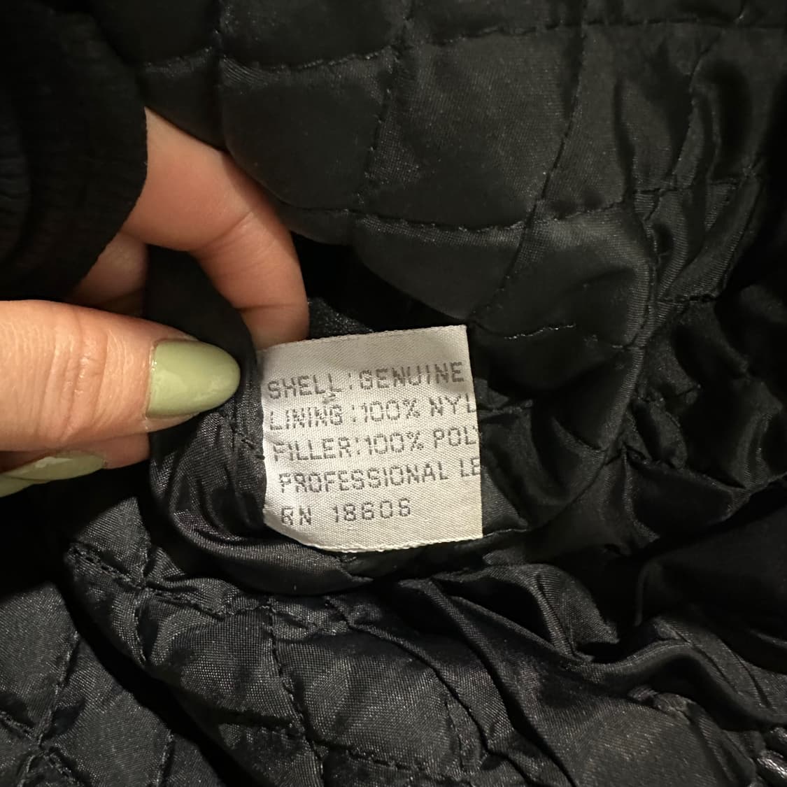 쇼트 가죽 레더 모터사이클 자켓 레드 파이핑 하이넥 멀티포켓 디테일 블랙 상품이미지7