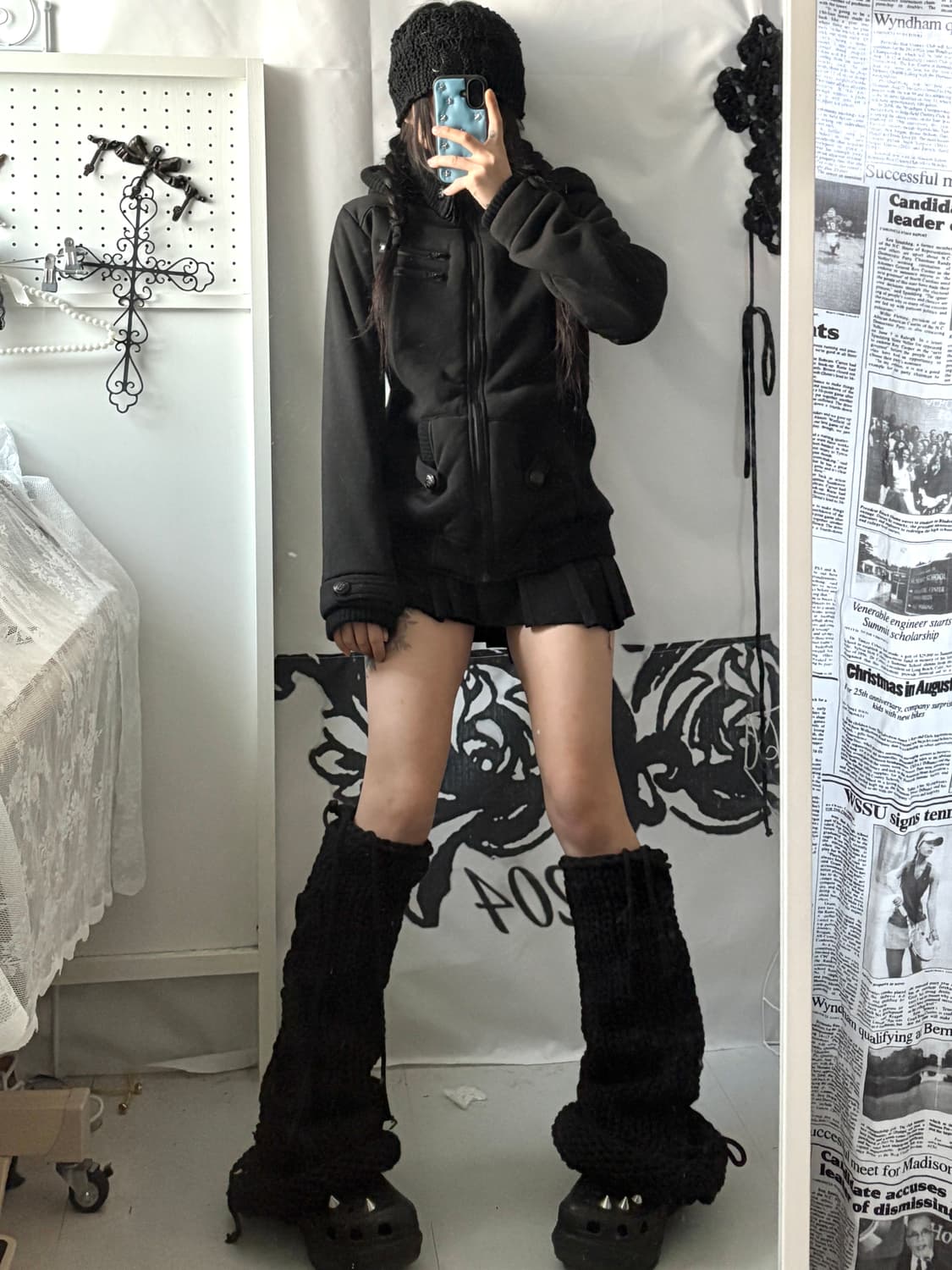 • Black High-Neck Hooded Zip-Up 상품이미지2