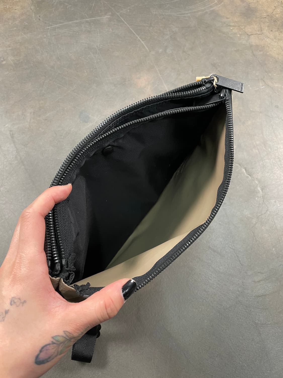 요시다 포터 크로스백 상품이미지3