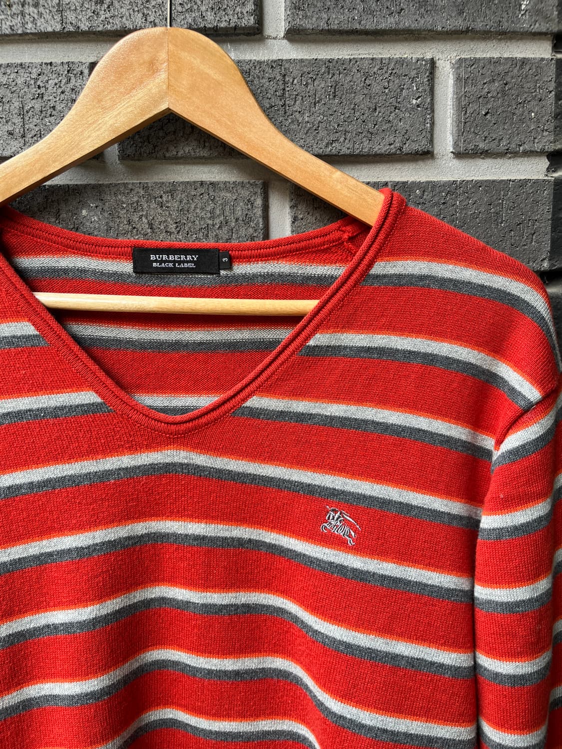 Burberry 버버리 로고 스트라이프 스웨터 레드 3 상품이미지4