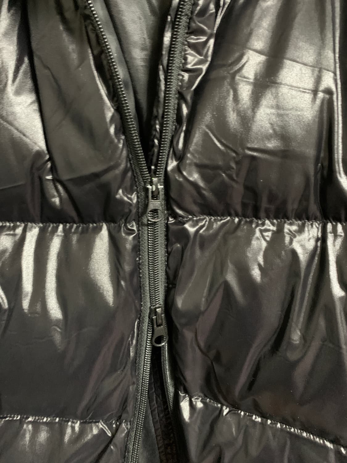 로웰 글로시 후드 패딩 자켓 상품이미지3