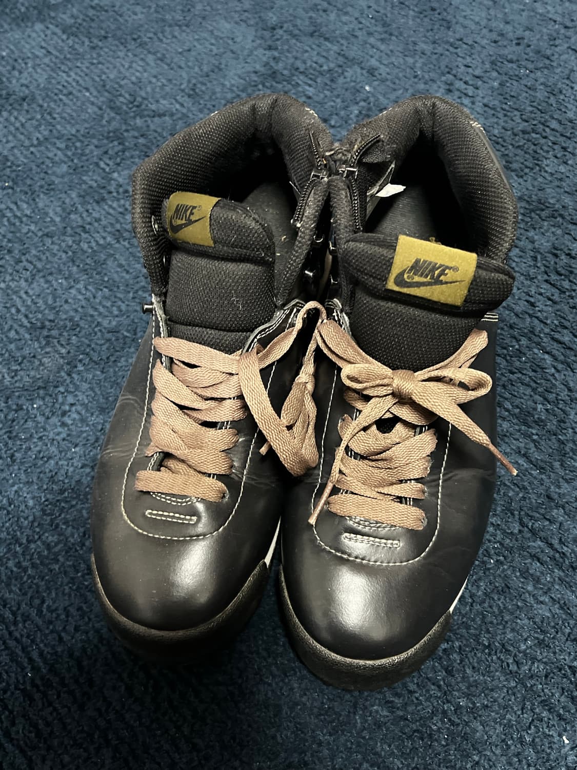 나이키 특이한 쉐입  상품이미지1