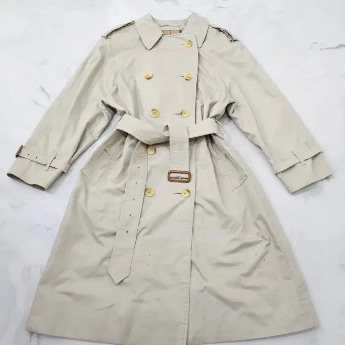 버버리 트렌치코트 ~55반버버리 트렌치코트 ~55반

버버리 트렌치코트  상품이미지2