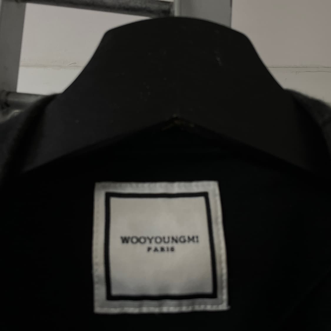 우영미 백로고 반팔 티셔츠 블랙 48 상품이미지7