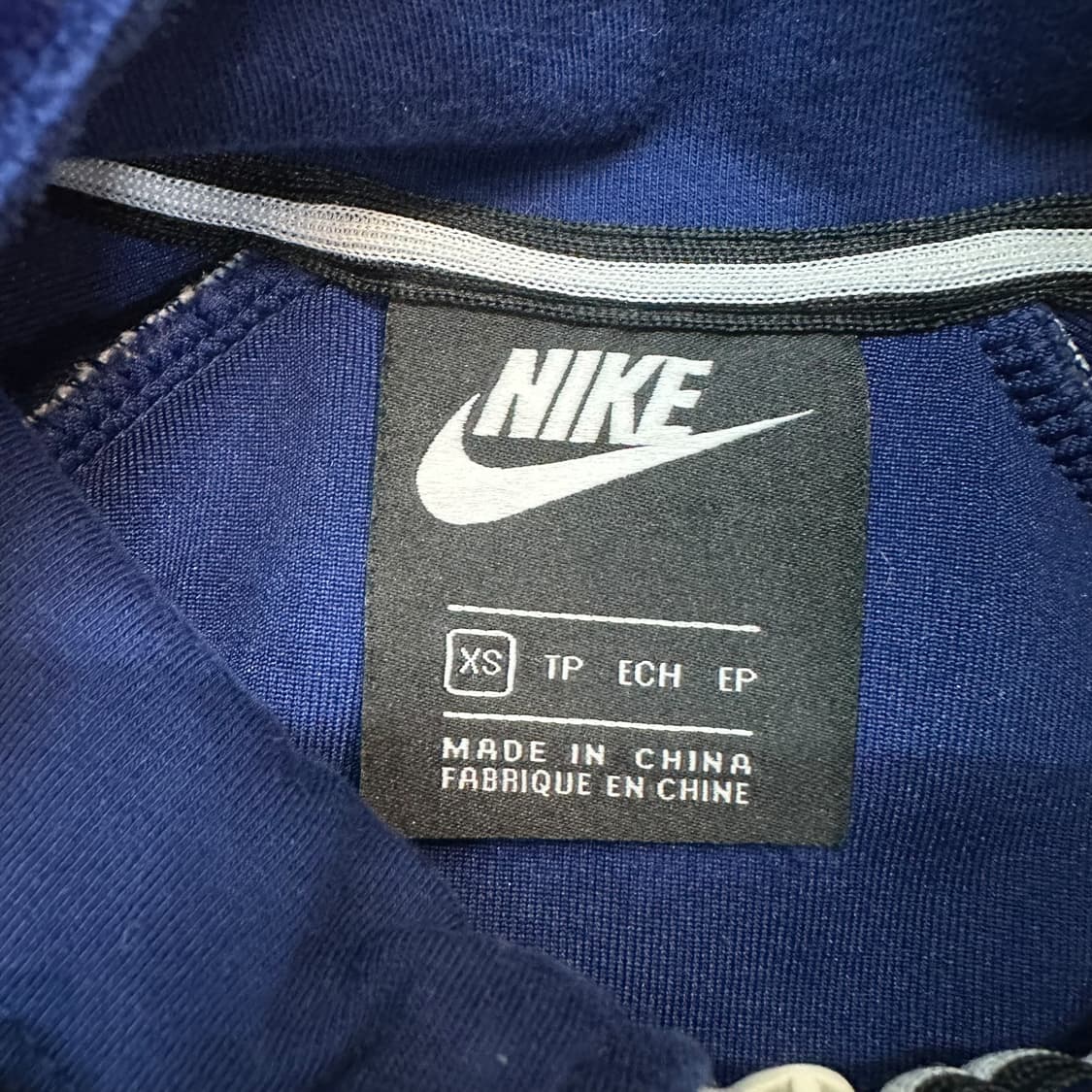 나이키 벨벳 트랙탑 상품이미지4