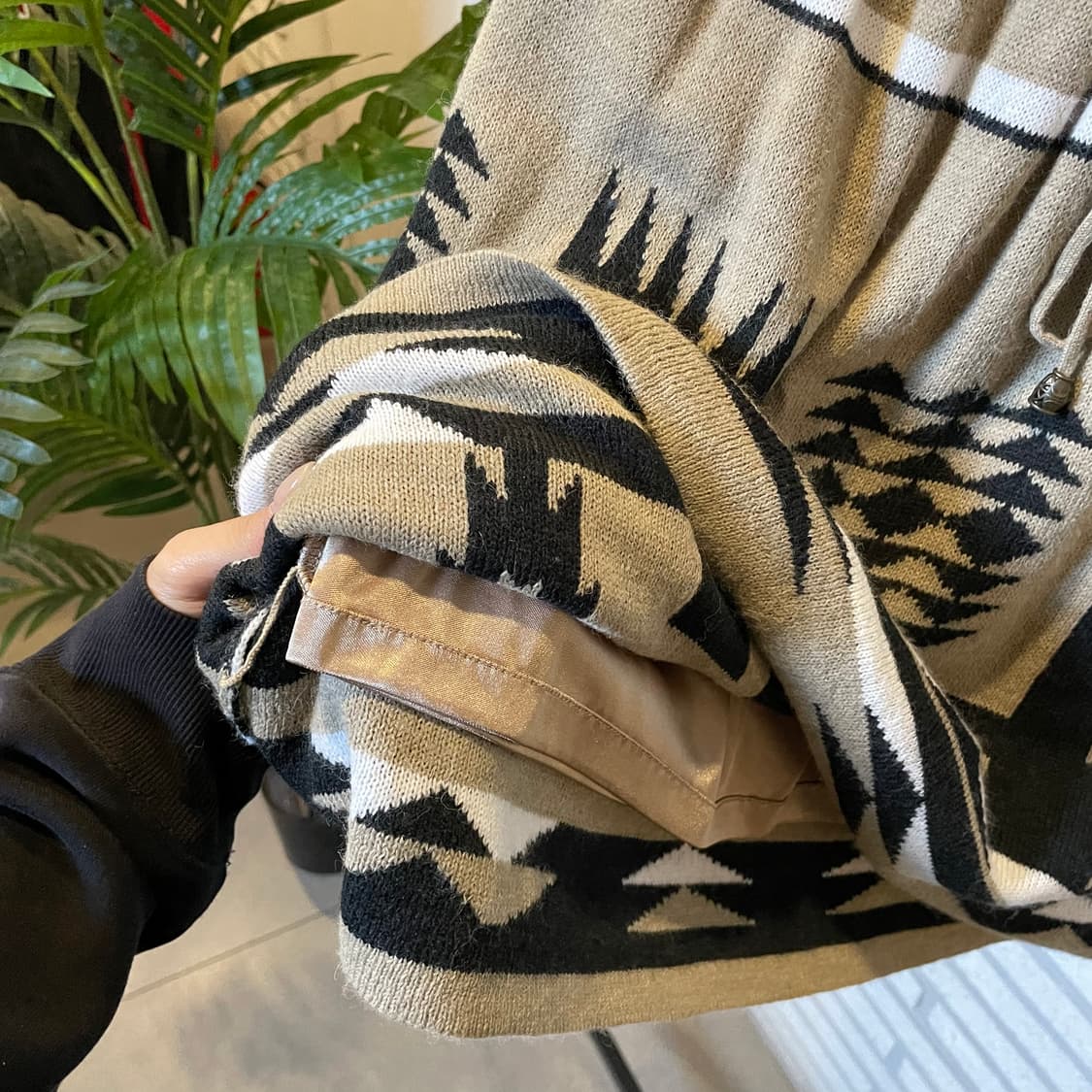 JPN VINTAGE 니트 스커트 아즈텍 패턴 허리 스트링 디테일 베이지 상품이미지6