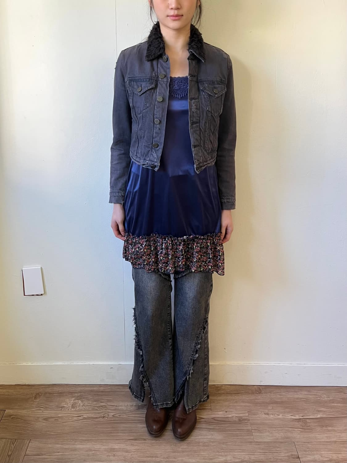 Acne Studios 크랙 데님 퍼 자켓 상품이미지8