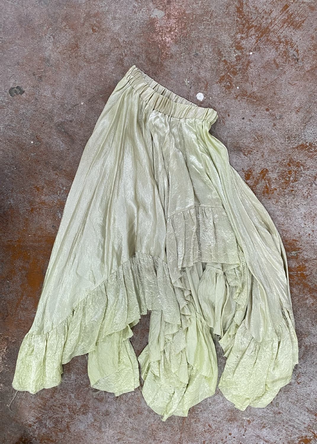 Irregular Hem Poly-Silk Shimmer Skirt 상품이미지7