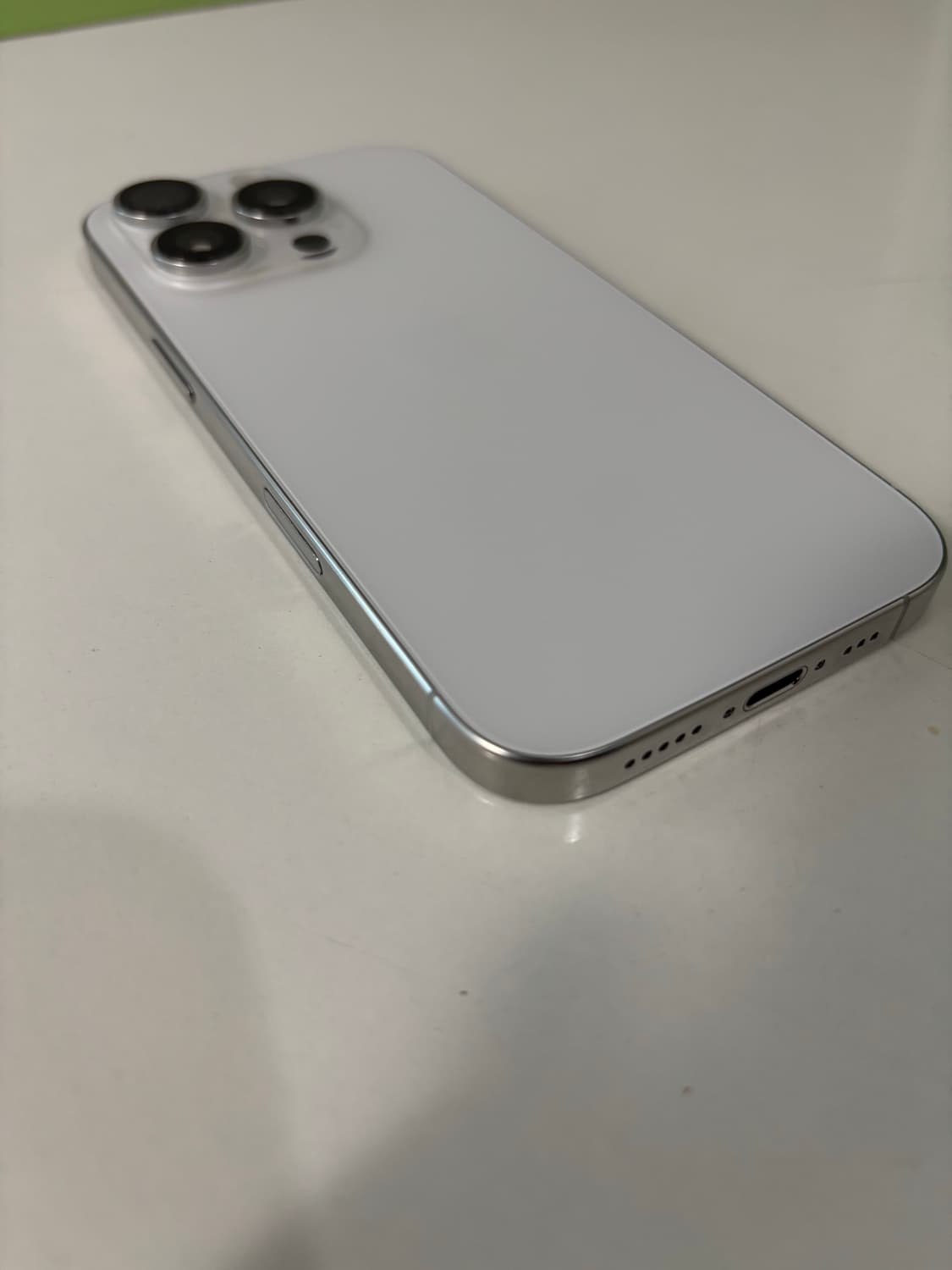 아이폰16프로 512 상품이미지8