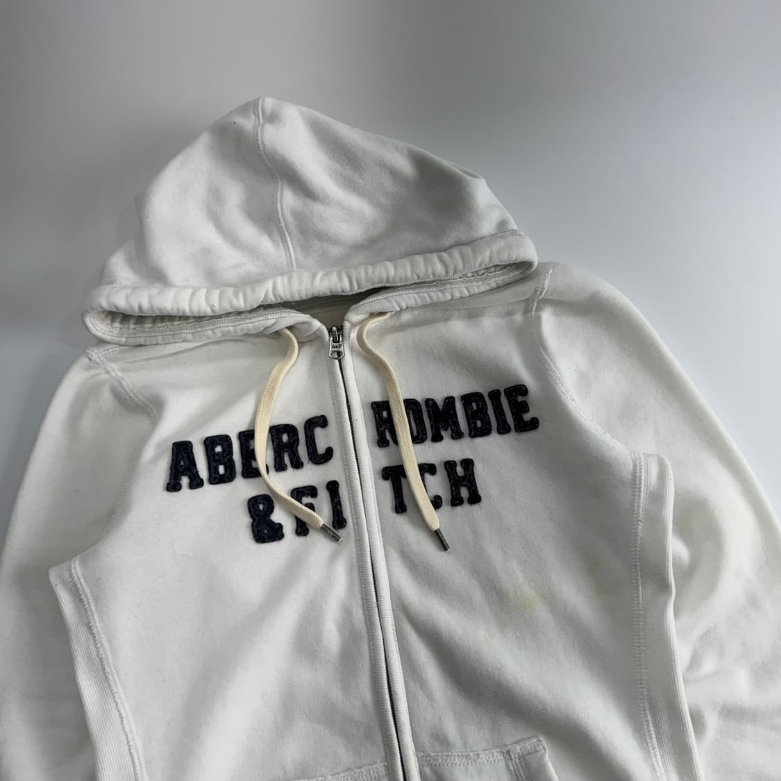 Abercrombie 아베크롬비 화이트 후드집업 상품이미지4
