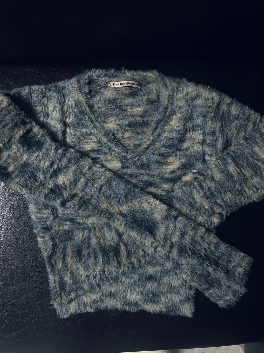 더 오픈 프로덕트 컬러 블렌디드 크롭 스웨터 네이비 상품이미지9